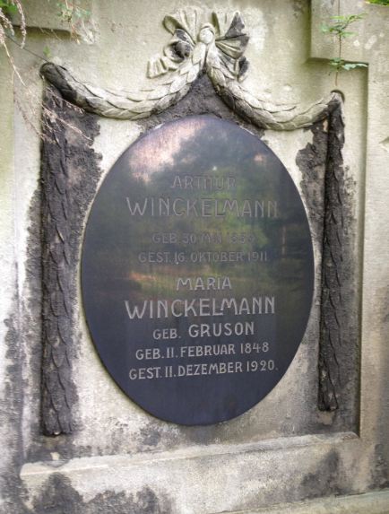 Grabstein Arthur Winckelmann, Alter St. Matthäus Kirchhof, Berlin-Schöneberg