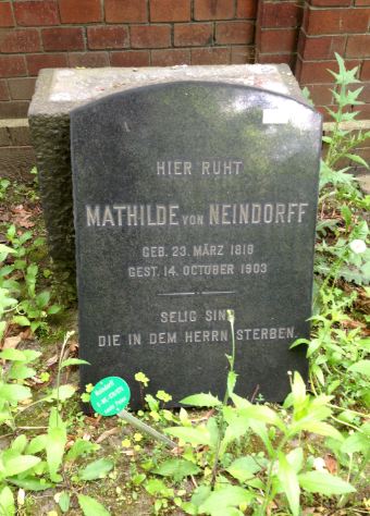 Grabstein Mathilde von Neindorff, Alter St. Matthäus Kirchhof, Berlin-Schöneberg