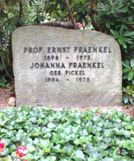 Grabstein Ernst Fraenkel, Waldfriedhof Dahlem, Berlin