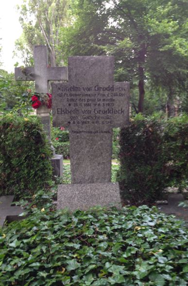 Grabstein Elsbeth von Groddeck, geb. Gottschewski, Friedhof Bornstedt, Brandenburg