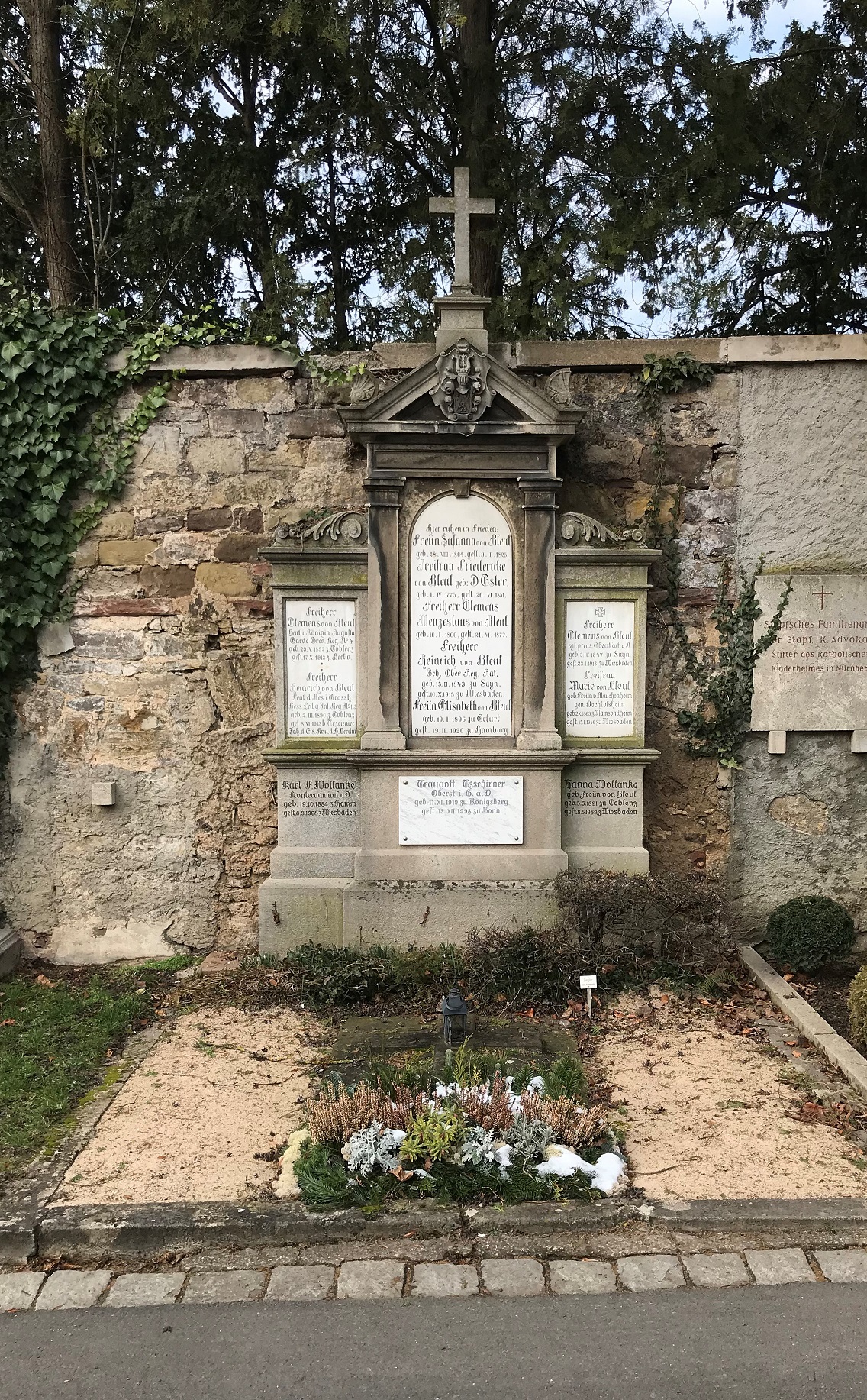 Grabstein Clemens Freiherr von Bleul, Hauptfriedhof Würzburg, Unterfranken, Bayern, Deutschland