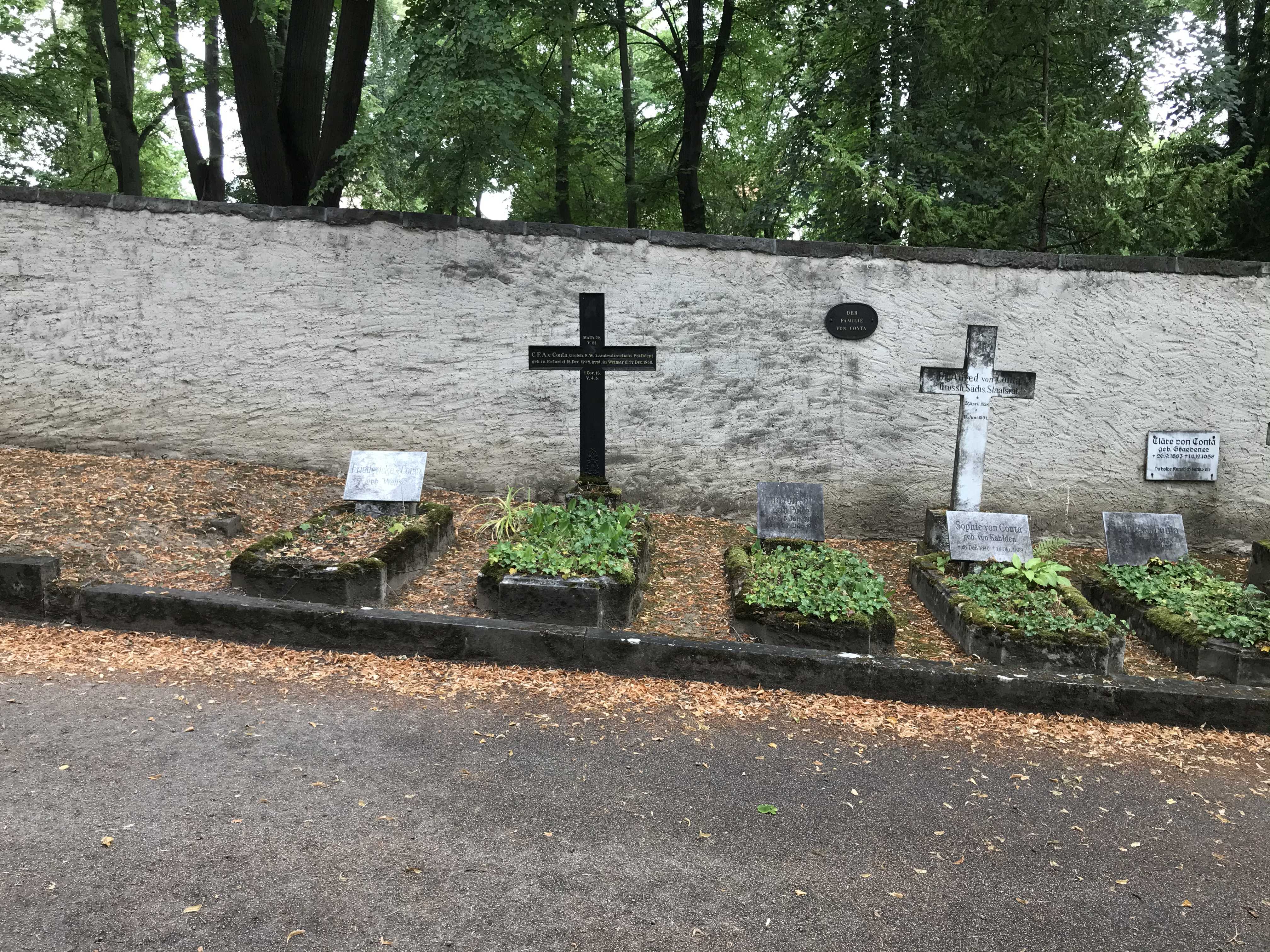 Grabstein Carl von Conta, Hauptfriedhof Weimar, Thüringen, Deutschland