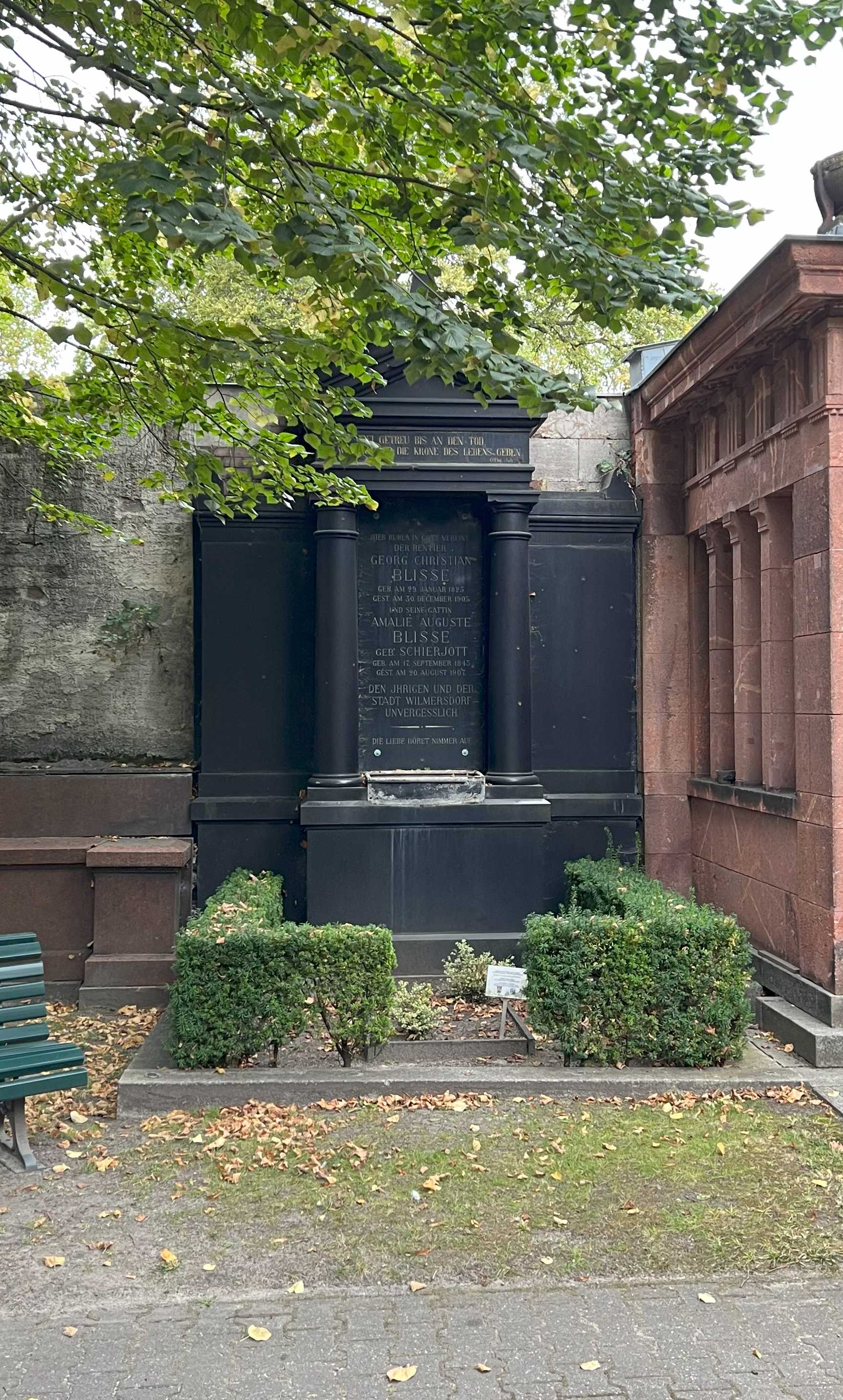 Grabstein Amalie Auguste Blisse, geb. Schierjott, Friedhof Wilmersdorf, Berlin