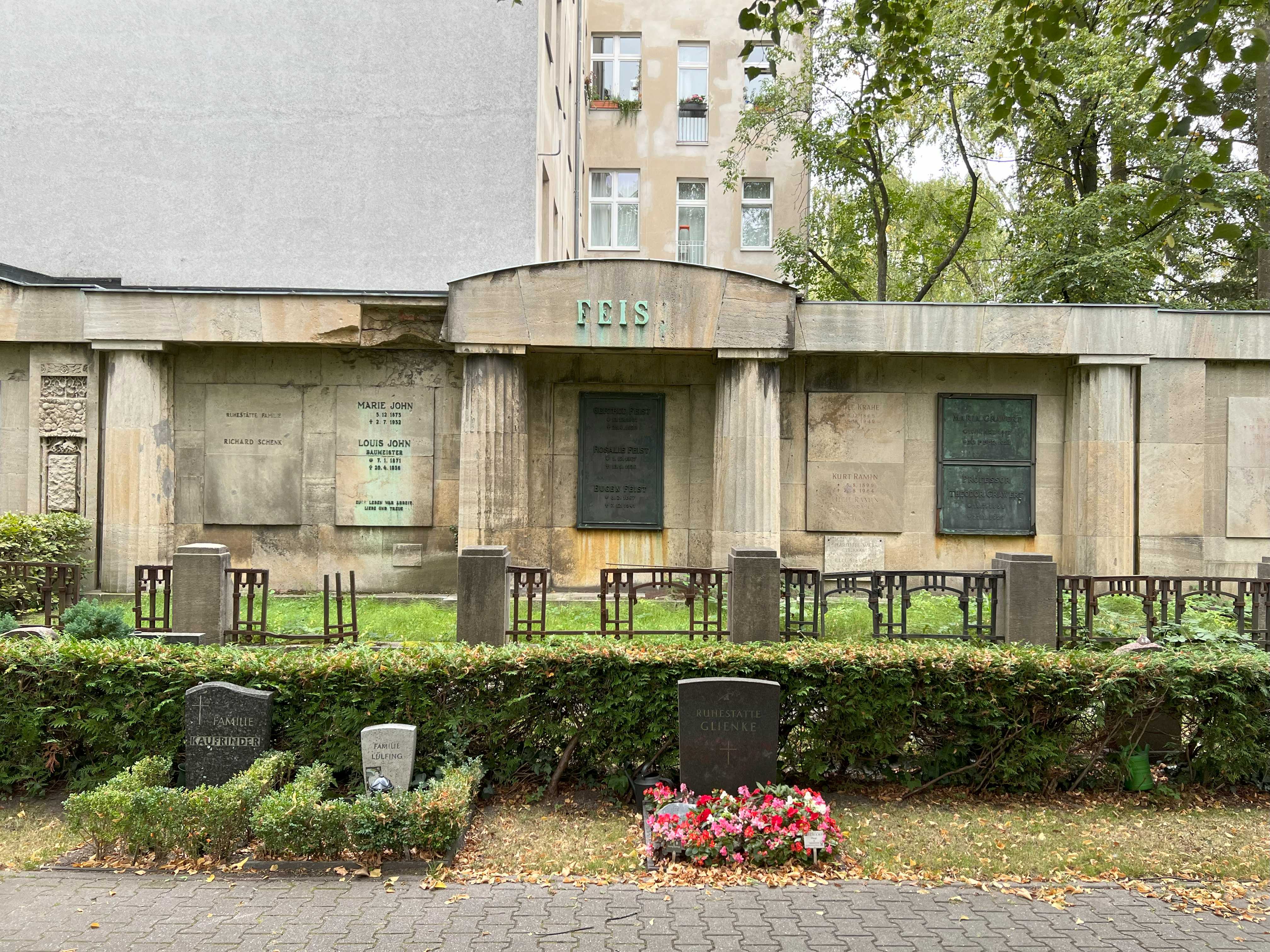 Grabstein Auguste Krähe, geb. Schöppe, Friedhof Wilmersdorf, Berlin